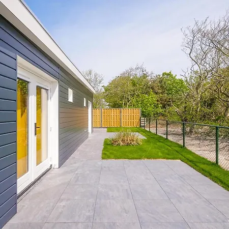 Holiday home Zeevonk - Aan Zee *